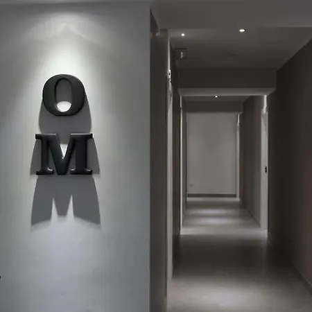 Om Palace 게스트하우스 3*