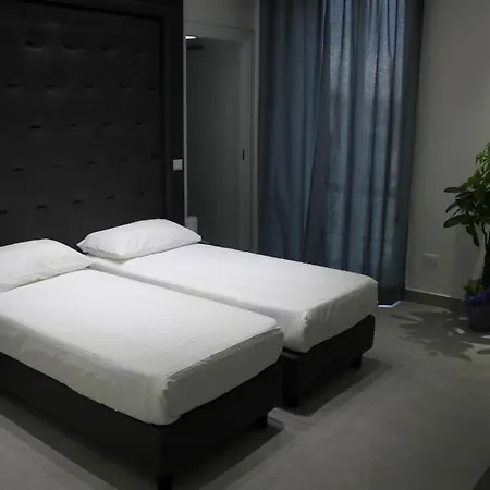 Om Palace 게스트하우스 3*